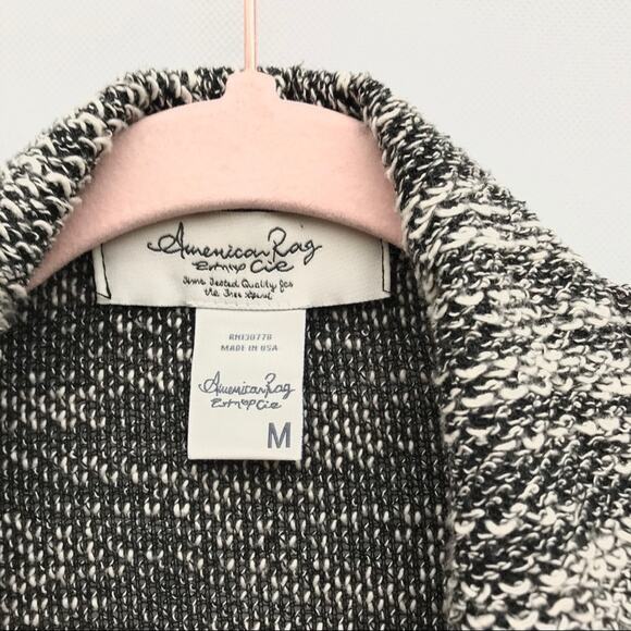 American Rag knit cardigan - Picture 1 of 4